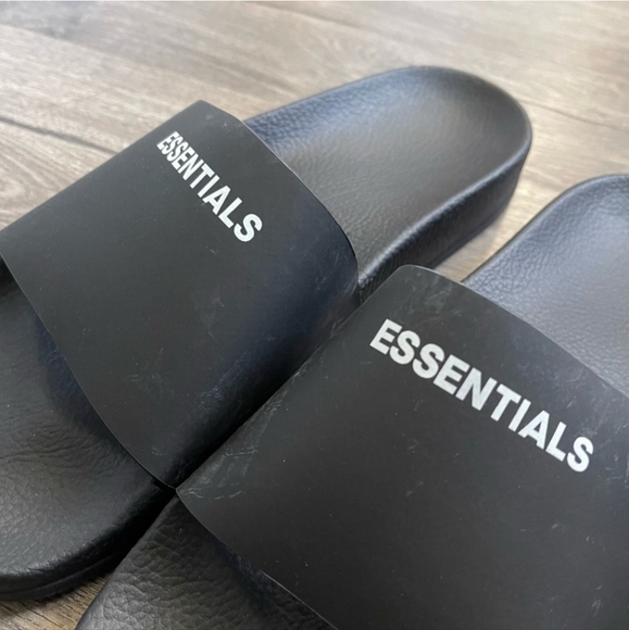 Fear of God Essentials Black Slides Sandals size 39 Adult Unisex 7 men / 9 women - Picture 3 of 6